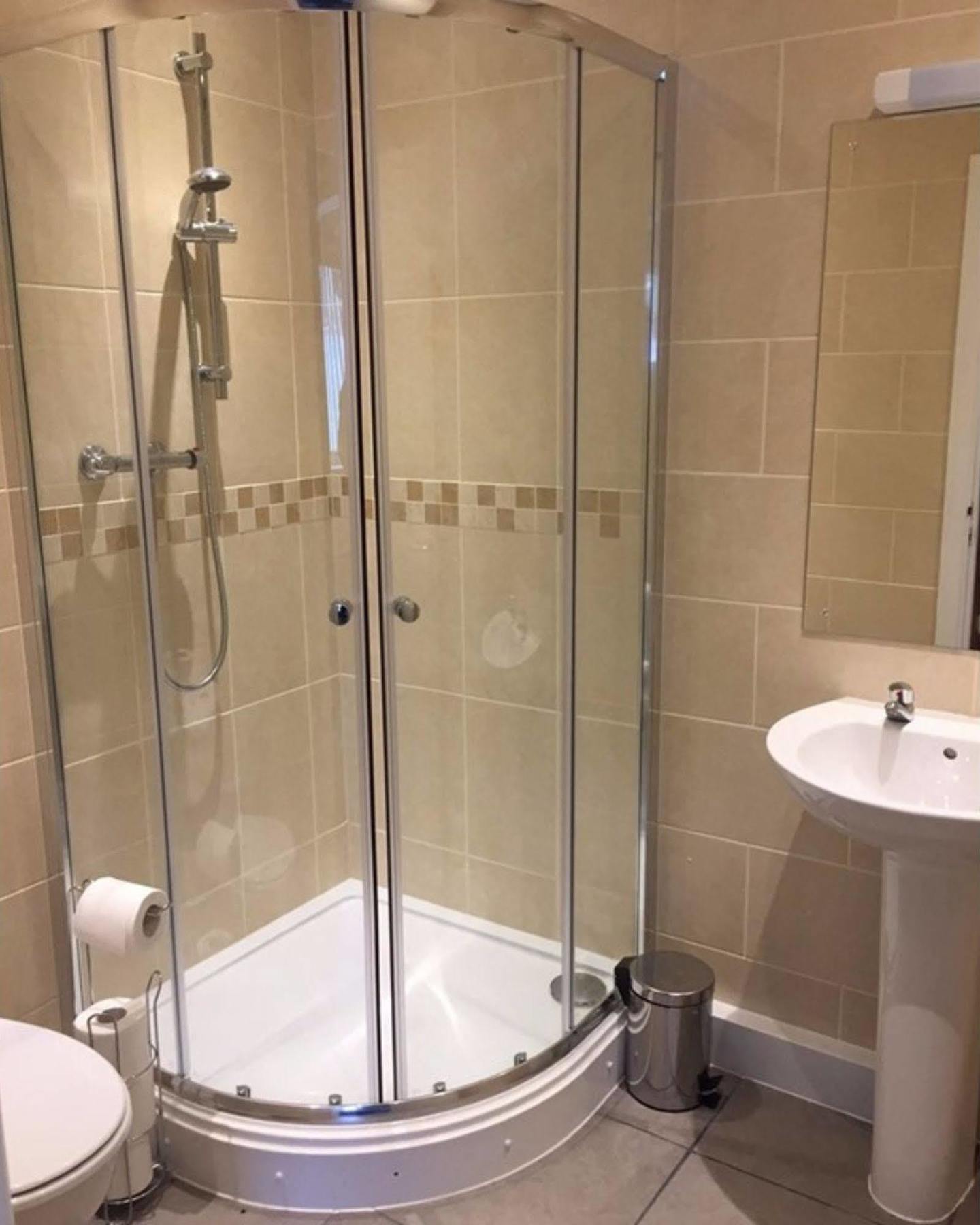 בילת' וולס Neuadd Henllan Lodge מראה חיצוני תמונה